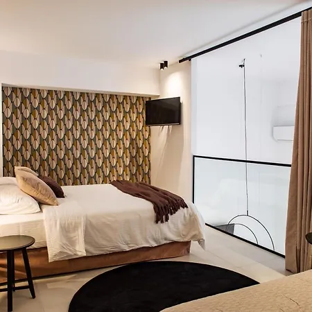 Apartment Living In Urban Chic